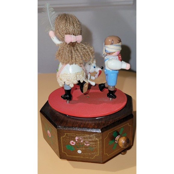 Kurt Adler Musical We Wish You a Merry Christmas Girl Boy Dog Rotate Wood 1983 - Picture 8 of 16